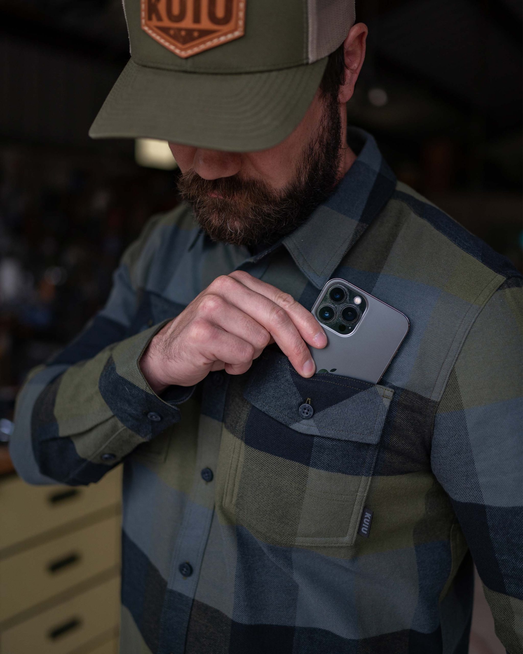 Field Flannel Shirt | Vias Plaid - Image 5