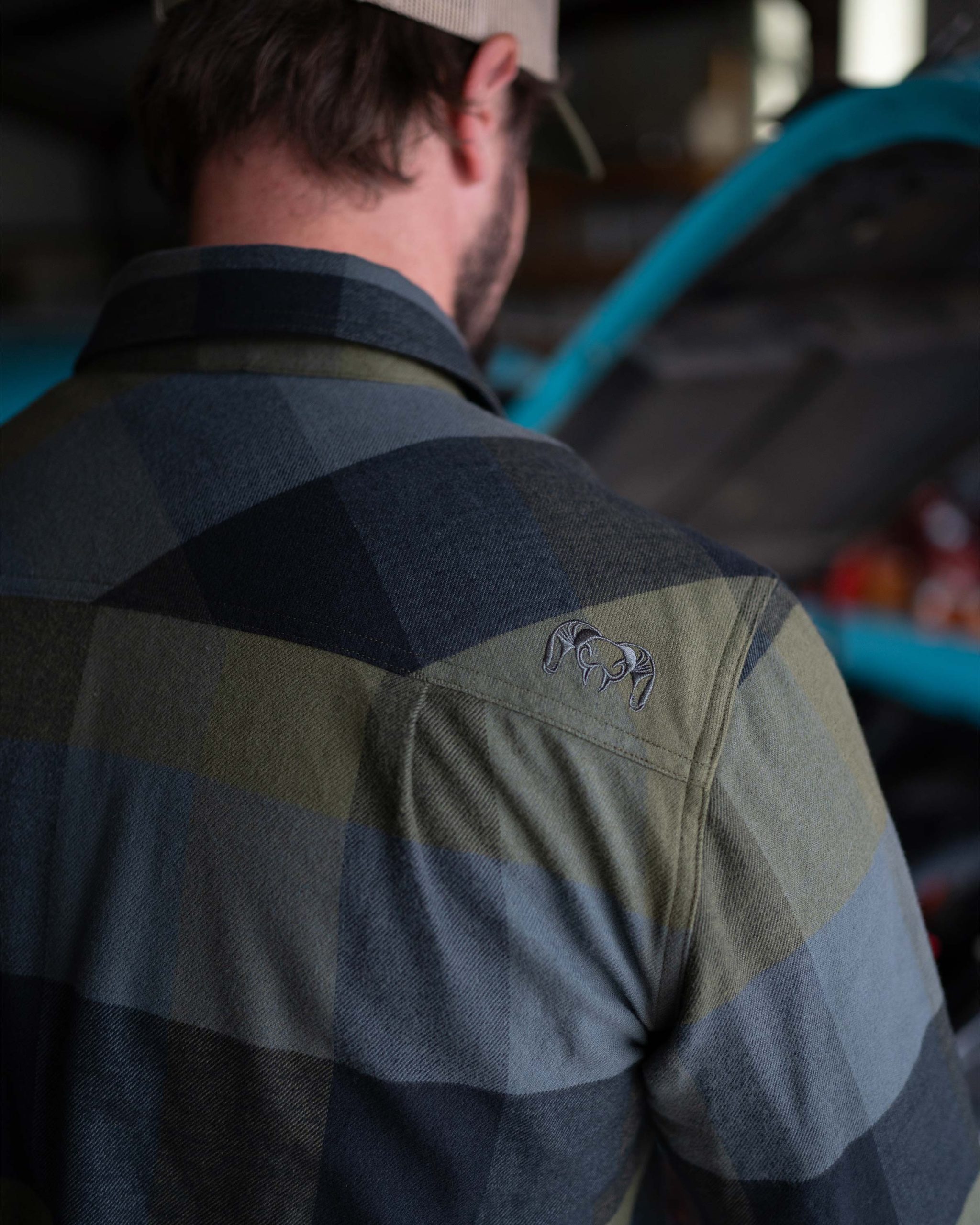 Field Flannel Shirt | Vias Plaid - Image 6