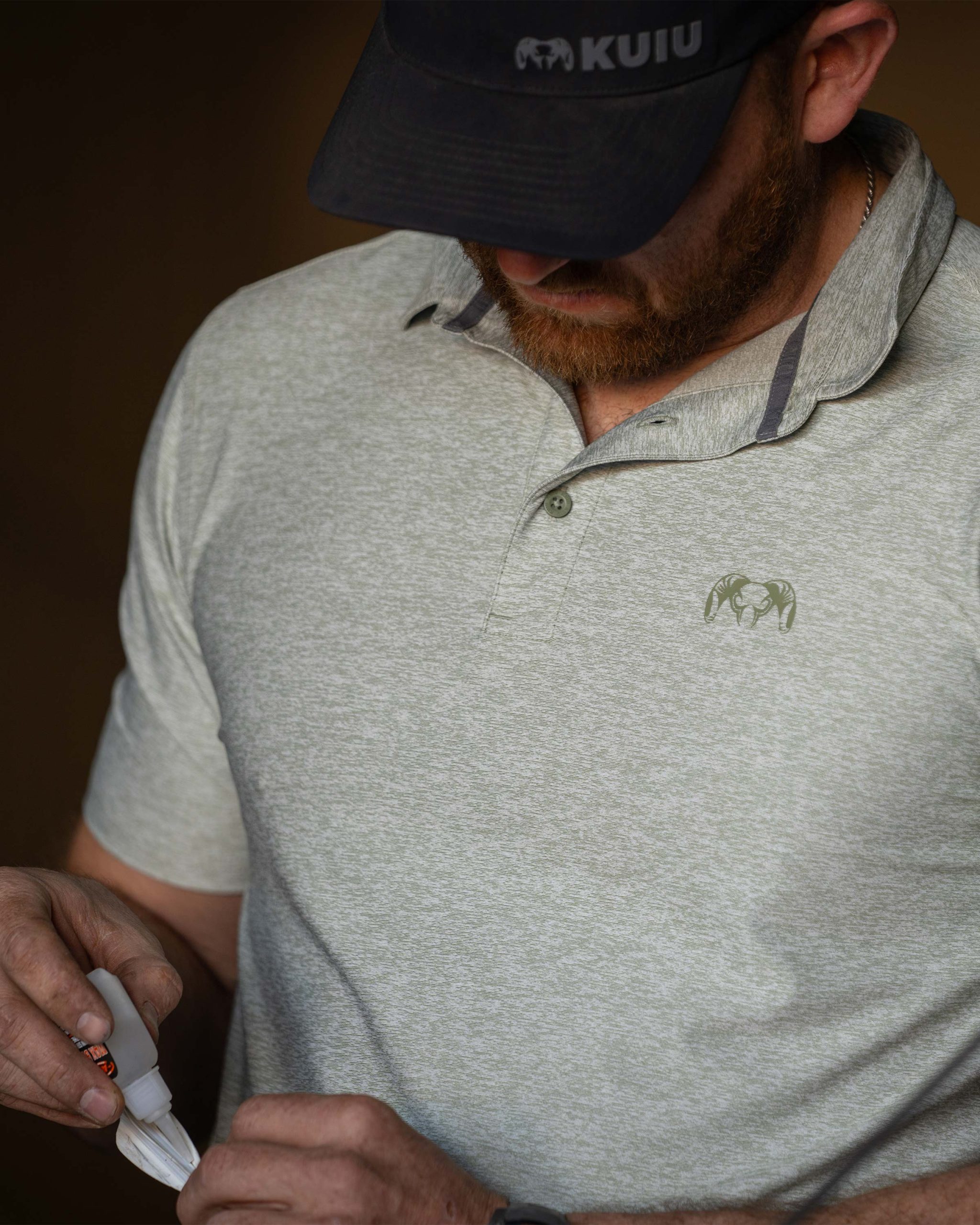 KUIU Performance Polo | Heather Buckbrush - Image 5