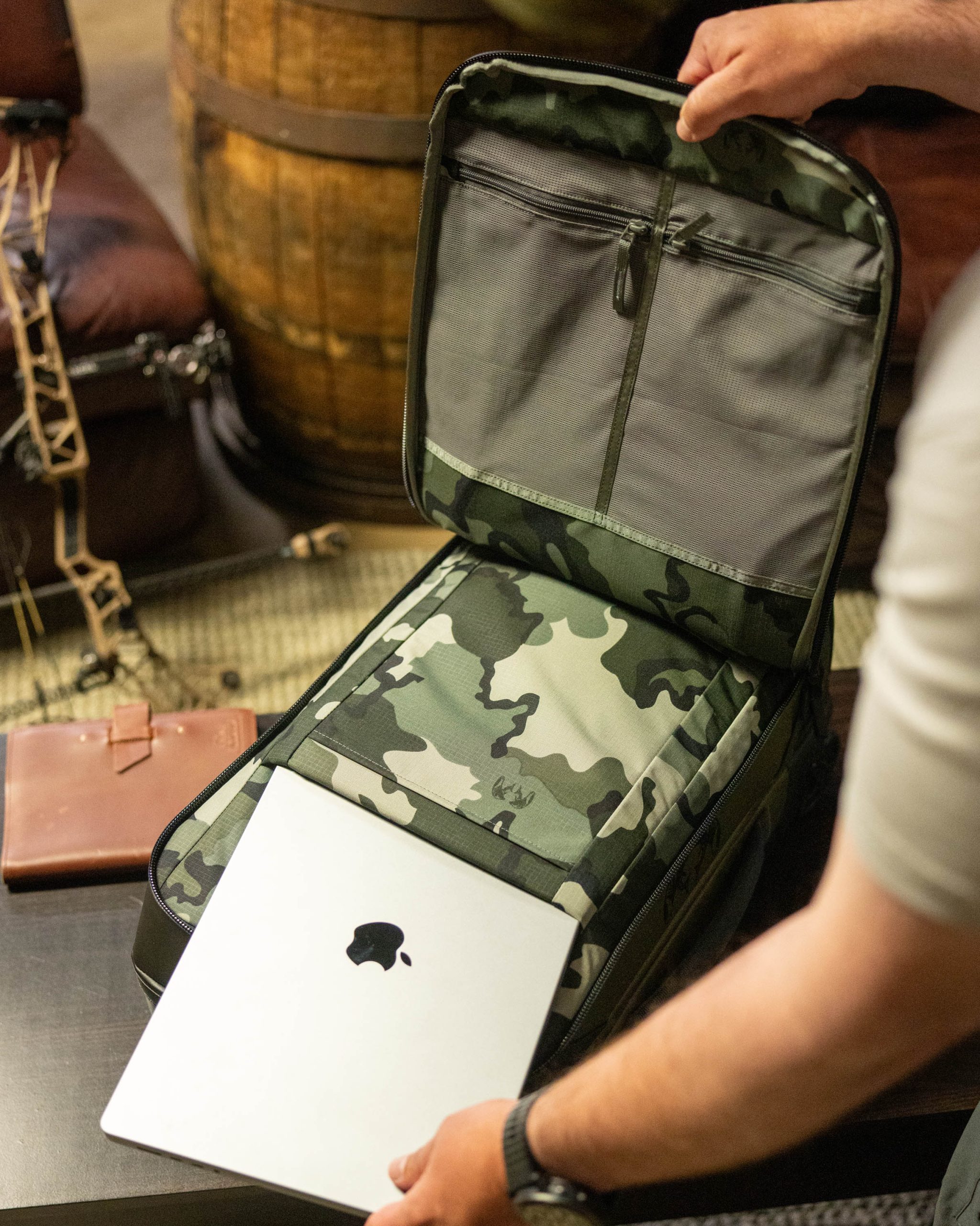 Waypoint 3000 Carry-On Roller | Gunmetal - Image 13