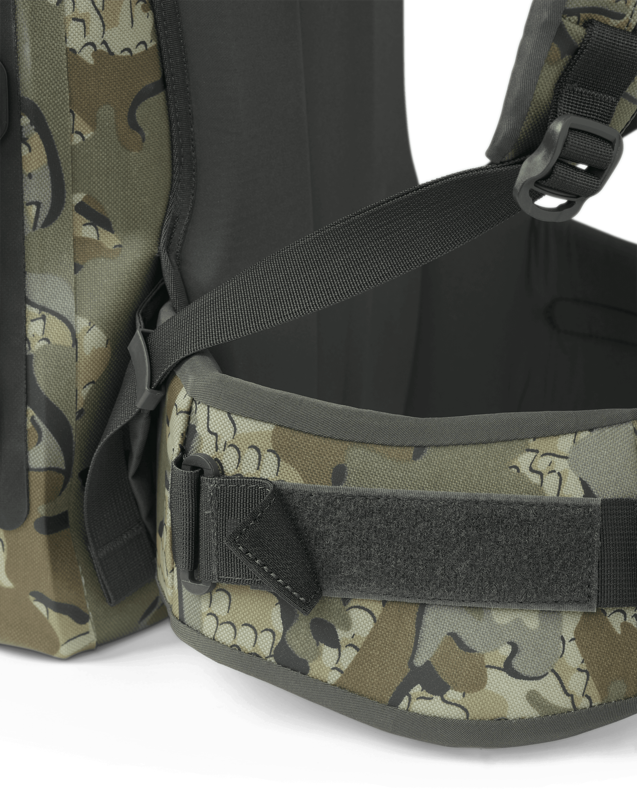 DeltaStorm 2200 Submersible Backpack | Coyote Brown - Image 7